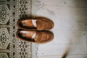 david lezcano b L9iE1DUHo unsplash - Levant Leather